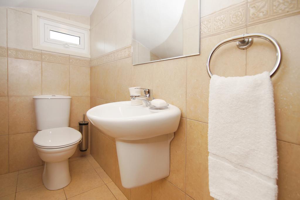 Villa Celine Protaras Ngoại thất bức ảnh